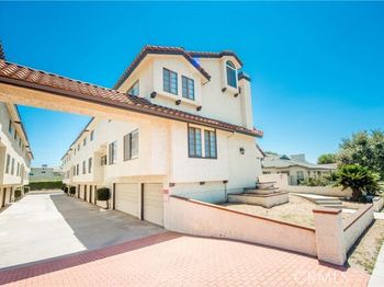 6042 Temple City