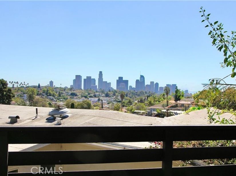 1927 Delta, Los Angeles CA 90026