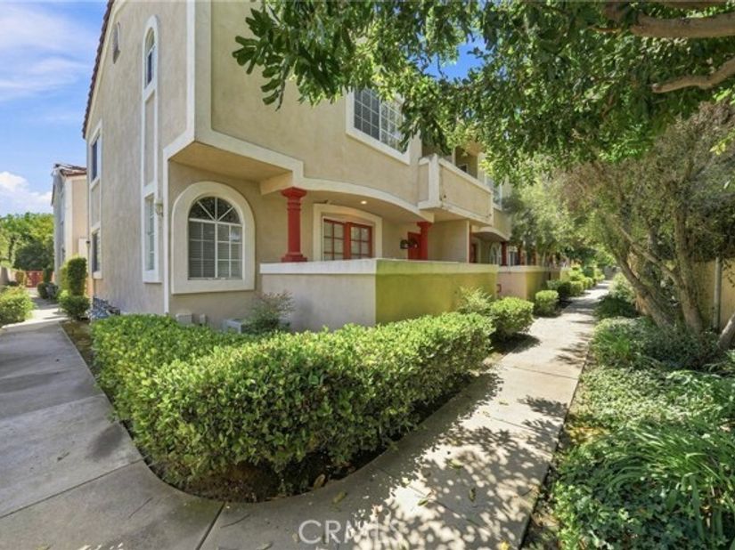 1665 E 68th 21, Long Beach CA 90805