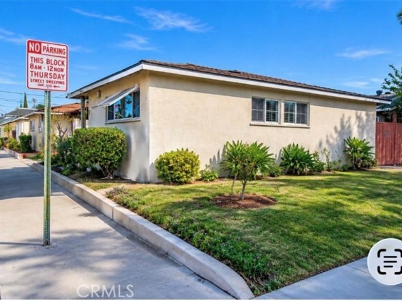 213 S Baker, Santa Ana CA 92703