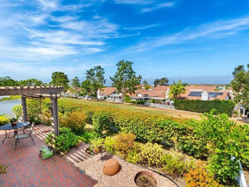 4564 Cordoba Way, Oceanside CA 92056