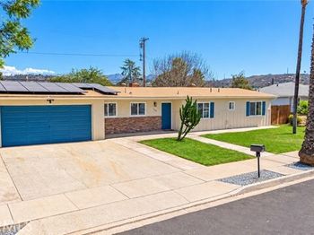 9903 Lindo Lake