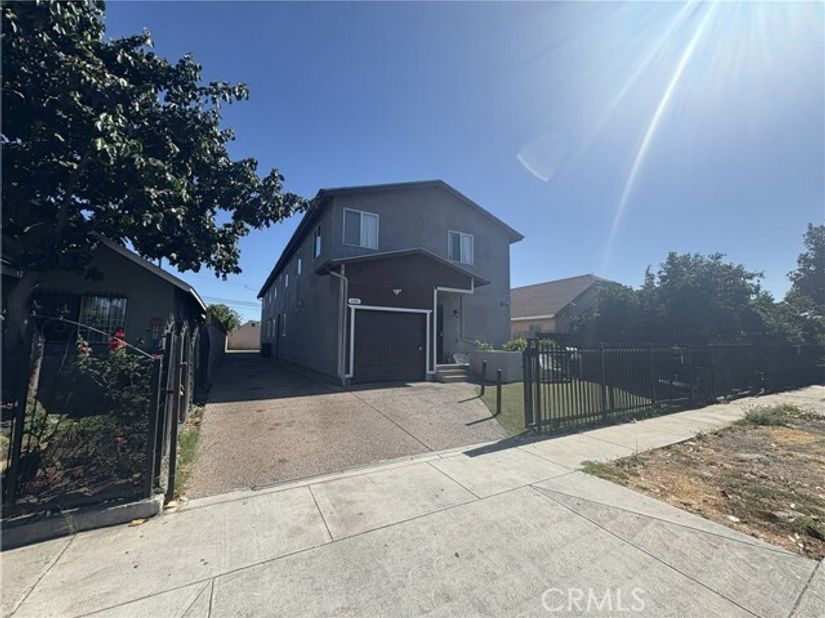 146 W 93rd, Los Angeles CA 90003