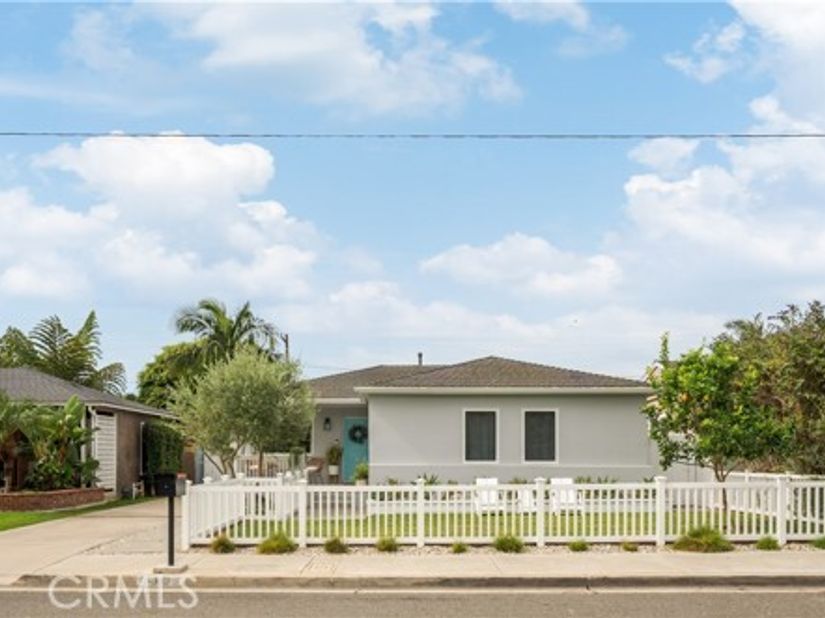 339 E 19th, Costa Mesa CA 92627