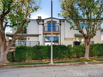 4301 Los Feliz