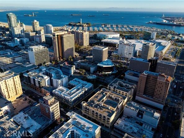 133 The Promenade 426, Long Beach CA 90802