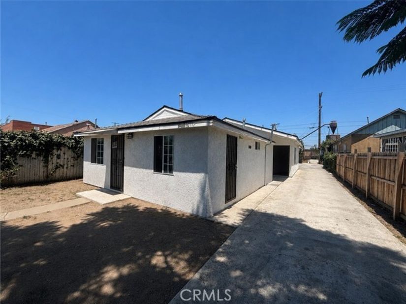 815 E 109th Street, Los Angeles CA 90059