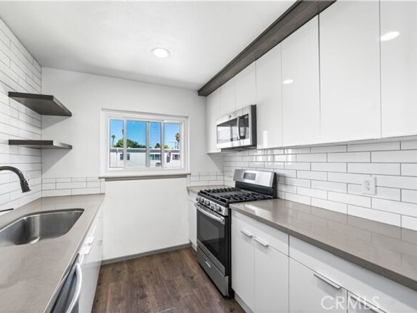 7135 Coldwater Canyon Avenue 16, North Hollywood (los Angeles) CA 91605