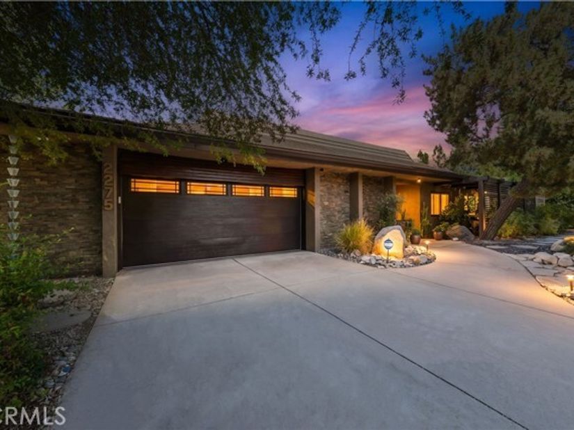 2275 N La Paz, Claremont CA 91711