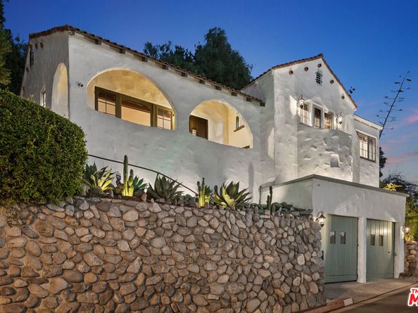 1224 Oberlin Drive, Glendale CA 91205