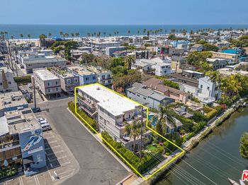3005 Grand Canal
