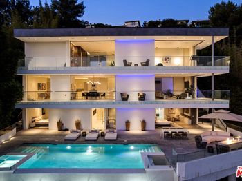 7080 Mulholland Drive