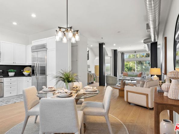 5350 Playa Vista Drive 14, Playa Vista CA 90094