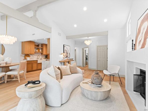 1617 Blossom Field Way, Encinitas CA 92024