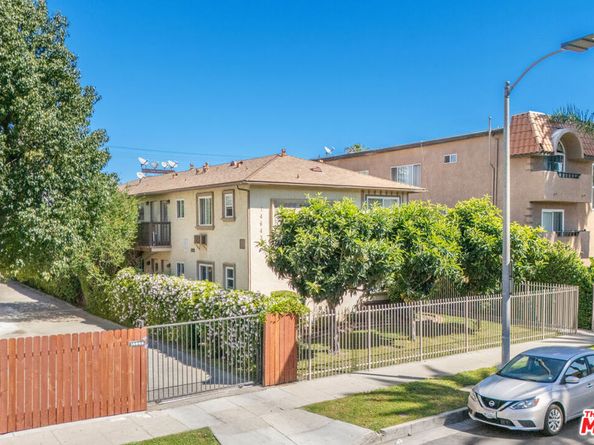 14643 Friar Street 6, Van Nuys CA 91411