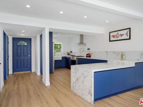 26250 Alizia Canyon Drive, Calabasas CA 91302