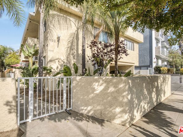 1133 S Spaulding Avenue 4, Los Angeles CA 90019