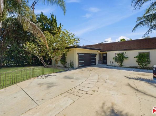 18720 Chase Street, Northridge CA 91324