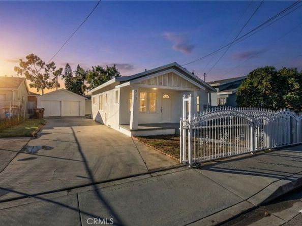 711 N Crane Avenue, Compton CA 90221