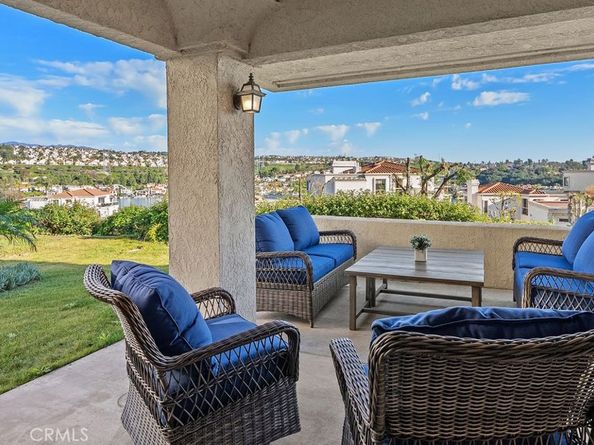 22522 Campos, Mission Viejo CA 92692