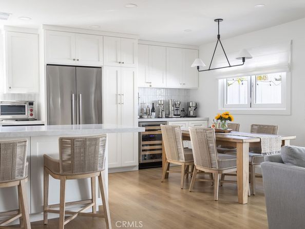 1631 Irvine F, Costa Mesa CA 92627