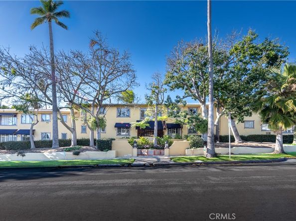 1615 N Laurel Avenue 203, Los Angeles CA 90046