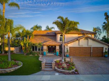 10737 Birch Bluff Ave