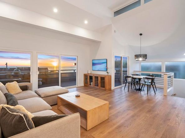 1875 Parliament Drive, Encinitas CA 92024