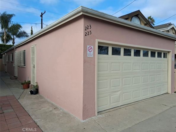223 E Pleasant Street, Long Beach CA 90805