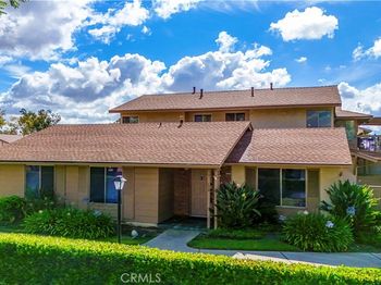 1425 Forest Glen
