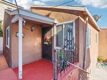 1046 N Bonnie Beach Place