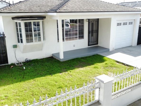 1402 E O, Wilmington CA 90744