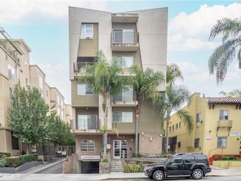 2864 Sunset Place