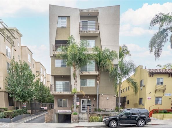 2864 Sunset Place 205, Los Angeles CA 90005