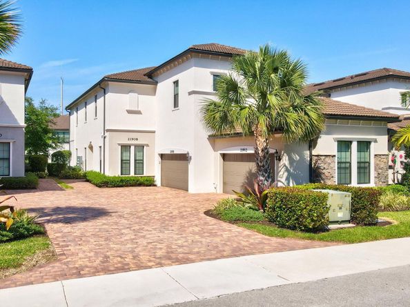 21908 Canadensis Circle 101, Boca Raton FL 33428