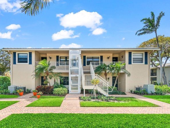 9 Stratford Drive D, Boynton Beach FL 33436