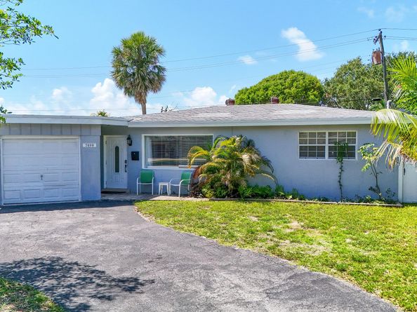 2000 NE 62nd Street, Fort Lauderdale FL 33308
