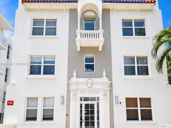 1542 Drexel Avenue