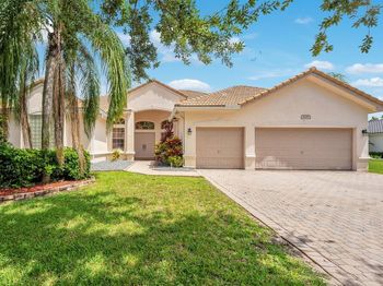 5005 NW 57th Terrace