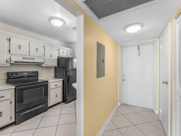 3545 S Ocean Boulevard 405, South Palm Beach FL 33480