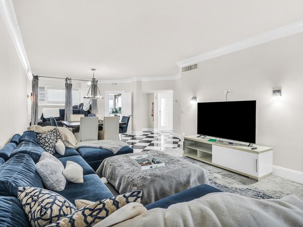 333 S Sunset Drive 204, Fort Lauderdale FL 33301