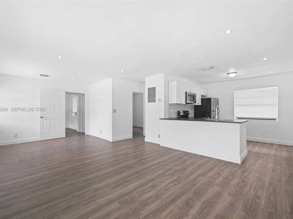 1344 NW 7th Terrace, Fort Lauderdale FL 33311