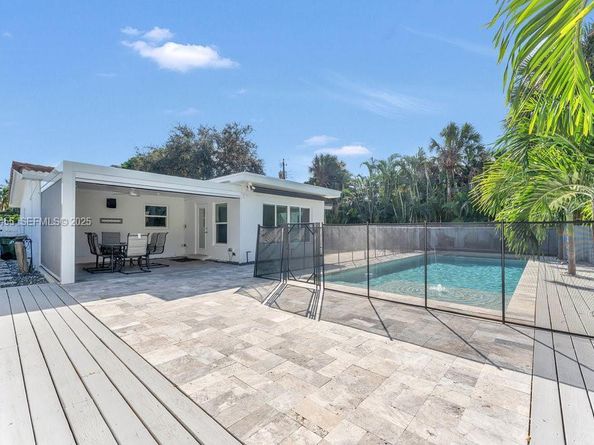 801 NE 19th Terrace, Fort Lauderdale FL 33304