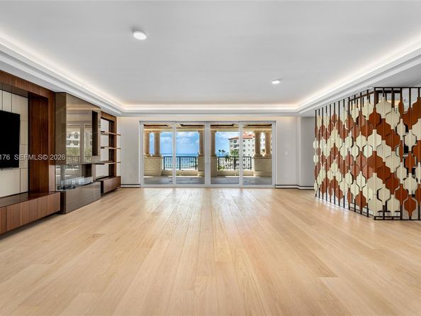 7445 Fisher Island Drive 7445, Miami Beach FL 33109