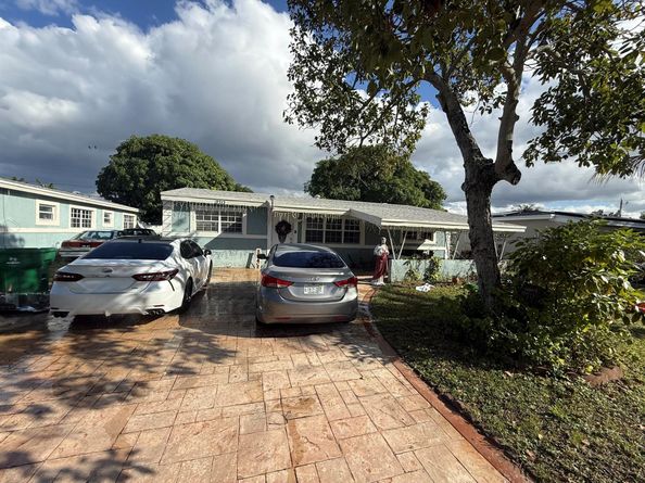 2713 Bahama Drive, Miramar FL 33023