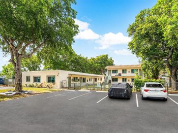 620 SW 7th Street 1-7