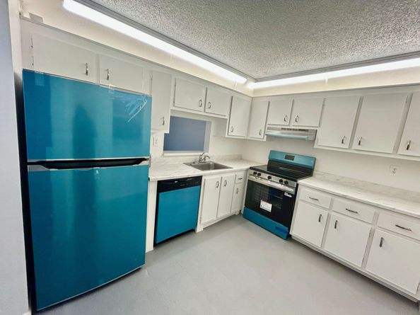 2850 Somerset Dr 316L, Lauderdale Lakes FL 33311