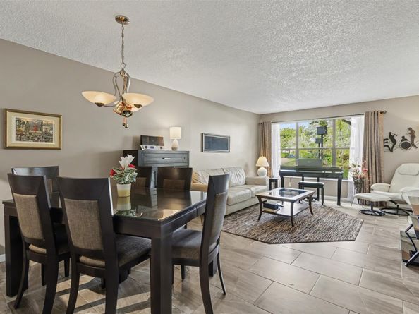 2307 S Cypress Bend Dr 106, Pompano Beach FL 33069