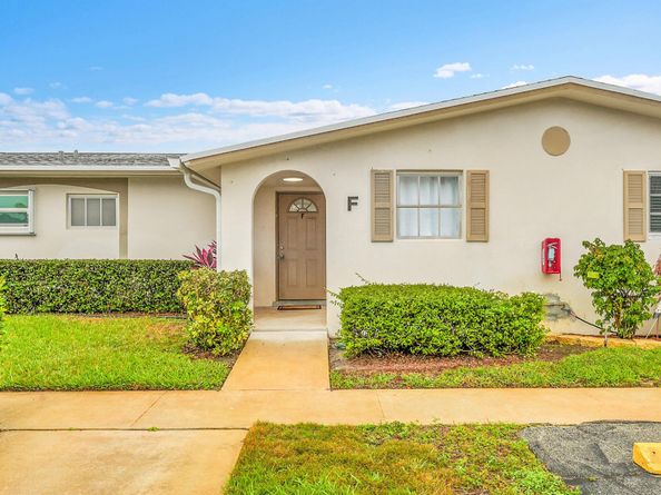 5043 Cresthaven Boulevard F, West Palm Beach FL 33415