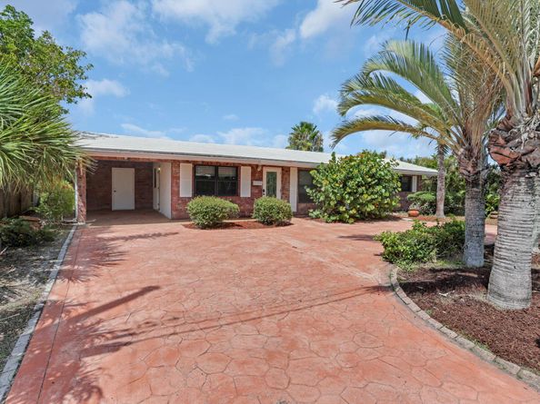 1701 NE 63rd Court, Fort Lauderdale FL 33334